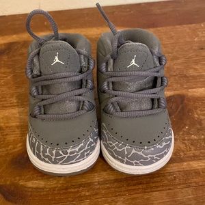 JORDAN Retro Baby/Toddler  4C